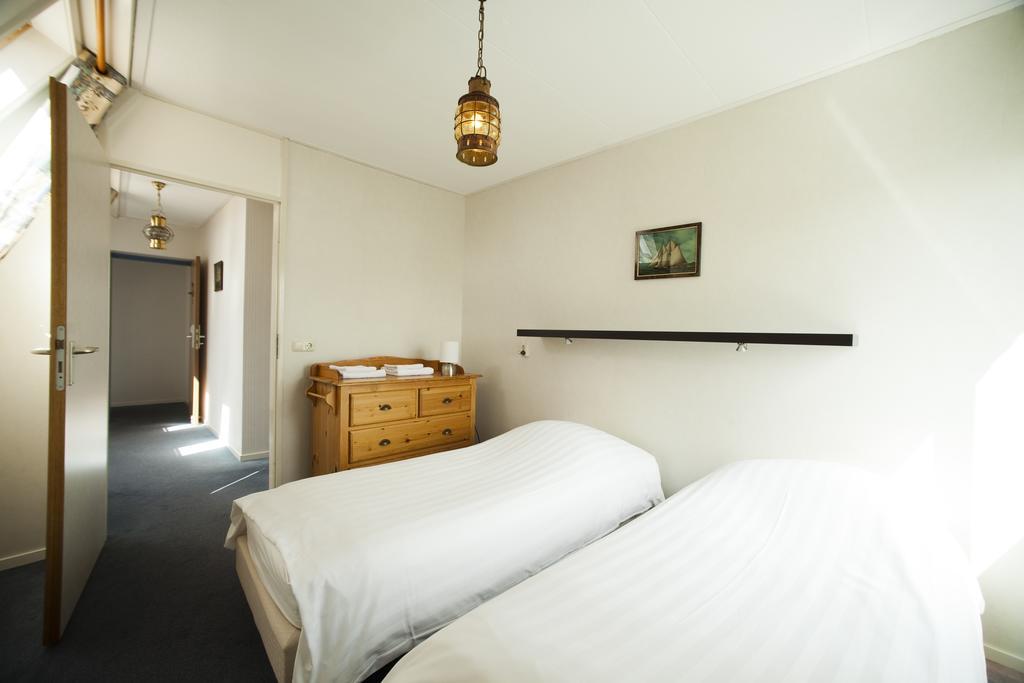 Hanzehuis Appartementen Stavoren Buitenkant foto