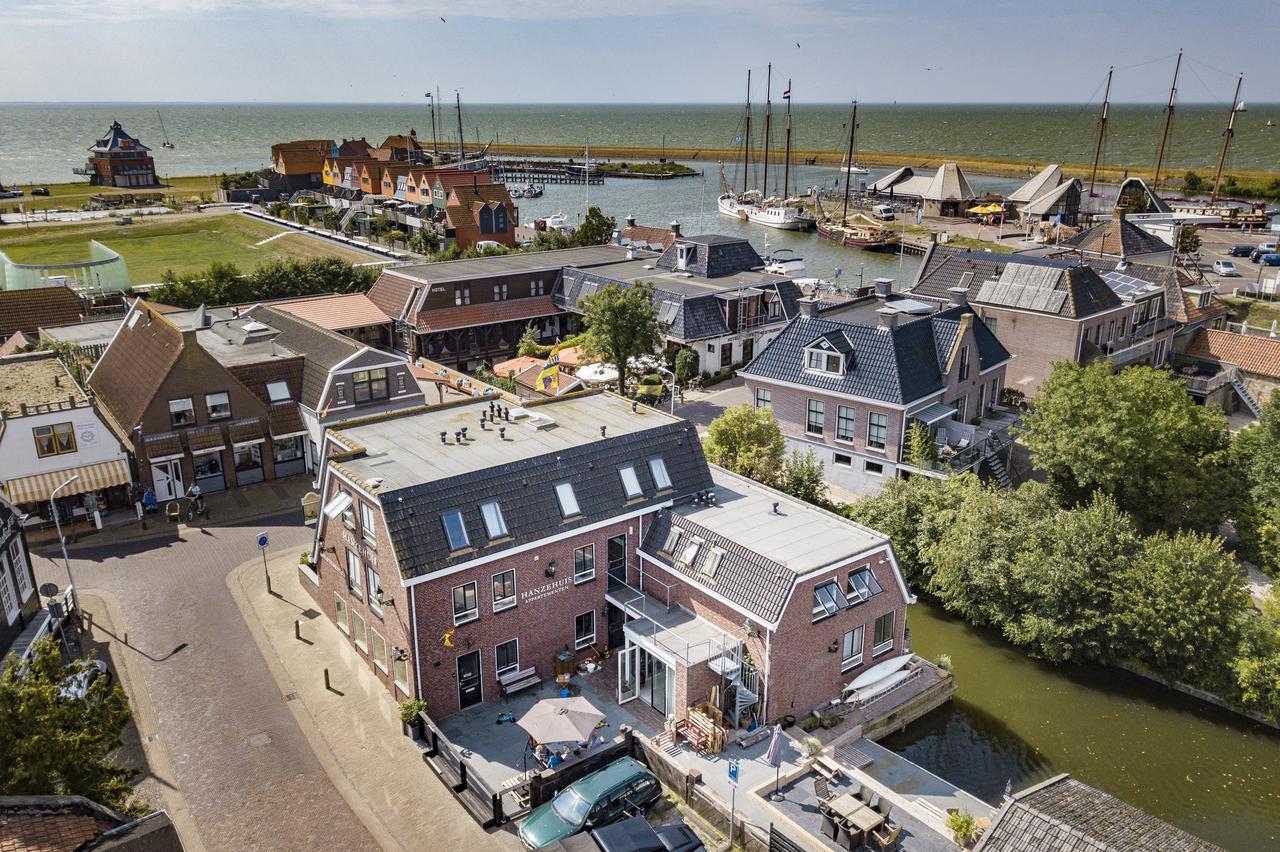 Hanzehuis Appartementen Stavoren Buitenkant foto