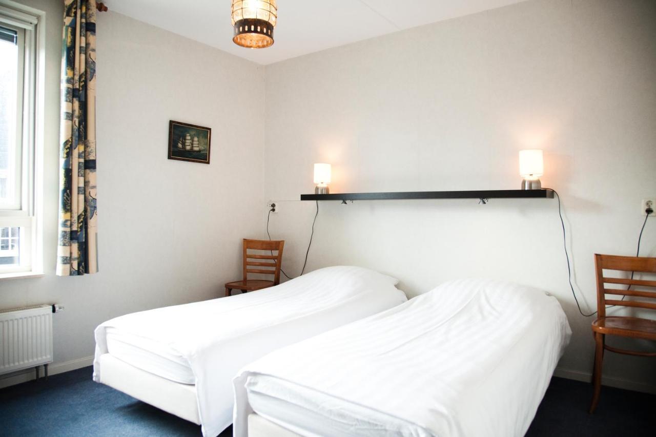 Hanzehuis Appartementen Stavoren Kamer foto